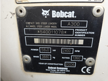 Mini chargeuse BOBCAT A300: photos 5 Mini chargeuse BOBCAT A300: photos 5
