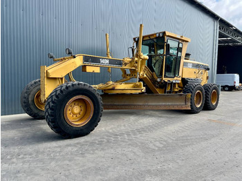 Niveleuse CATERPILLAR 140H