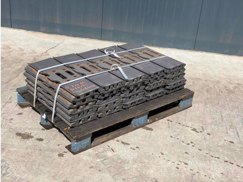 Frame/ Châssis pour Engins de chantier neuf Hitachi EX270 / EX300 / EX310 Shoes/Pads: photos 3