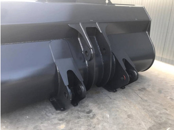 Godet pour Engins de chantier neuf Volvo L150H: photos 3