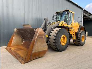 Chargeuse sur pneus VOLVO L220H