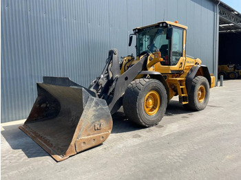 Chargeuse sur pneus VOLVO L90F