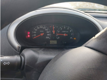 Voiture NISSAN MICRA benzyna: photos 5