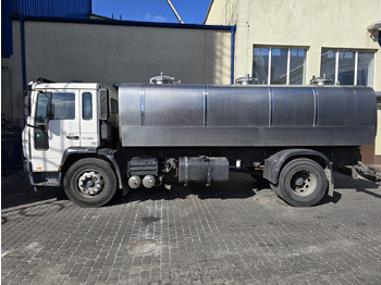 Camion citerne VOLVO FL 220