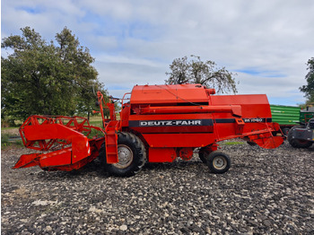 Moissonneuse-batteuse DEUTZ