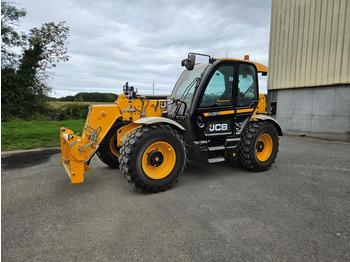 Chariot télescopique JCB