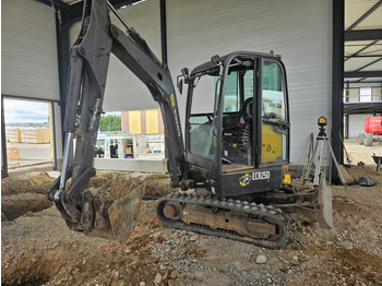 Mini pelle VOLVO ECR 25 D: photos 2
