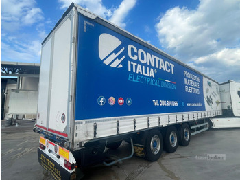 Semi-remorque rideaux coulissants