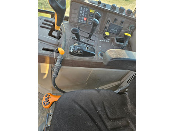 Tracteur agricole John Deere 6920: photos 3 Tracteur agricole John Deere 6920: photos 3