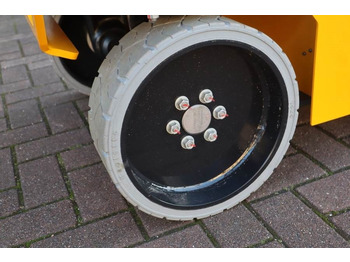 Crédit-bail de Haulotte Compact 8N Valid inspection, *Guarantee! 8m Workin  Haulotte Compact 8N Valid inspection, *Guarantee! 8m Workin: photos 5
