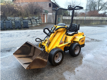 Chargeuse sur pneus AVANT