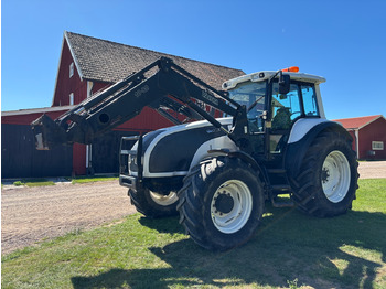 Tracteur agricole VALTRA T160