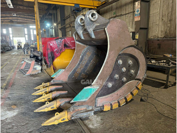 Godet pour pelle pour Pelle sur chenille Volvo EC950 Extreme Heavy duty Bucket: photos 3 Godet pour pelle pour Pelle sur chenille Volvo EC950 Extreme Heavy duty Bucket: photos 3