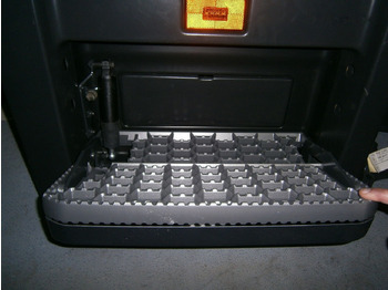 Marchepied pour Camion neuf Scania NGS: photos 2