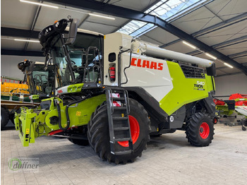 Moissonneuse-batteuse CLAAS
