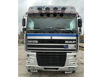 Tracteur routier DAF XF 95 430