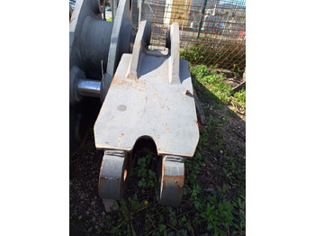 Flèche pour Pelle Volvo dipper arm 2600 mm 14577191   Volvo EC300D, EC300E: photos 3