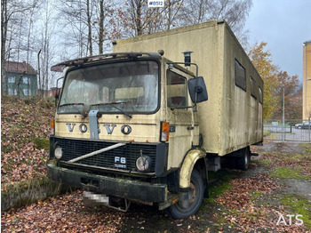 Camion fourgon VOLVO