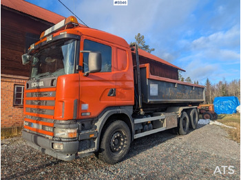 Camion ampliroll SCANIA R124