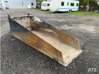 Godet pour chargeur LS Refilling bucket - Stora BM: photos 2