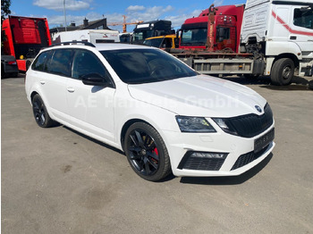 Voiture break ŠKODA