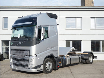 Camion porte-conteneur/ Caisse mobile VOLVO FH13