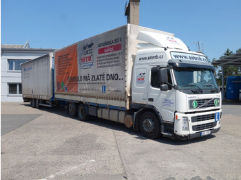 Camion à rideaux coulissants Volvo FM 380 6x2 + Panav Anhänger: photos 3