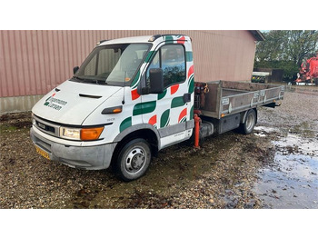 Utilitaire plateau IVECO Daily 35c11