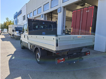 Fourgon utilitaire, Utilitaire double cabine IVECO Daily 35S12: photos 3