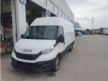 Transport de personnes IVECO Daily 35s16