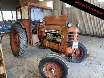 Tracteur agricole VOLVO