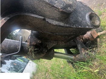 Vérin hydraulique JCB