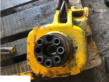Fusée d'essieu JCB
