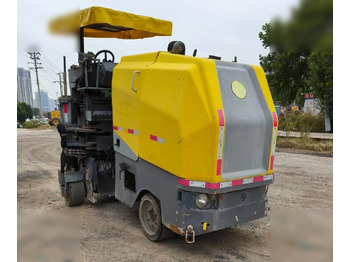 Fraiseuse à froid DYNAPAC