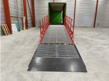Rampe de chargement neuf Loading Ramp with with hydraulic tilting bridge -  AZ RAMP - STAR-RL- 8T. 8 ton capacity: photos 4