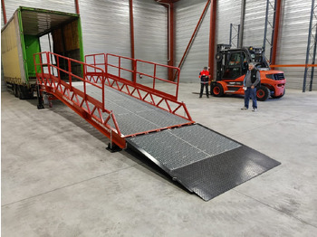 Rampe de chargement neuf Loading Ramp with with hydraulic tilting bridge -  AZ RAMP - STAR-RL- 8T. 8 ton capacity: photos 3