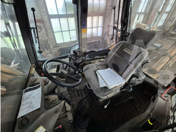 Tractopelle Case 695 SR-4 PS: photos 4 Tractopelle Case 695 SR-4 PS: photos 4