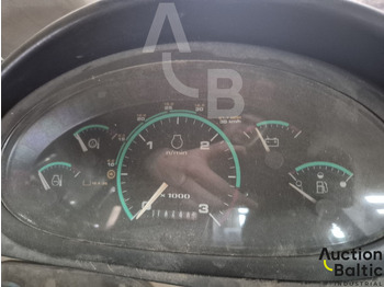 Tractopelle Case 695 SR-4 PS: photos 5 Tractopelle Case 695 SR-4 PS: photos 5