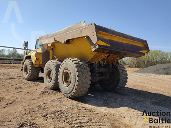 Tombereau articulé Komatsu HM400: photos 4