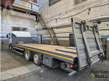 Camion plateau VOLVO FM 380