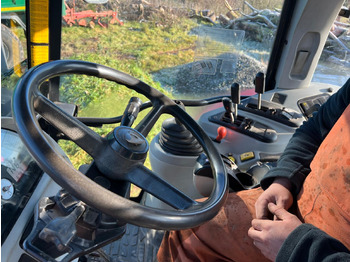 Tracteur agricole MASSEY FERGUSON 6480 DYNASHIFT: photos 3 Tracteur agricole MASSEY FERGUSON 6480 DYNASHIFT: photos 3