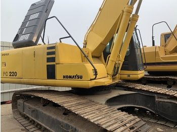 Pelle sur chenille KOMATSU PC220-6