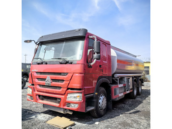 Camion citerne SINOTRUK HOWO