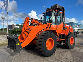Chargeuse sur pneus DOOSAN DL250