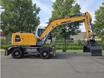 Pelle de manutention LIEBHERR A 916