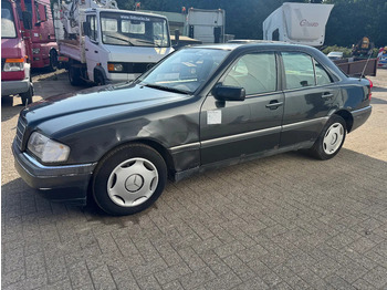 Berline MERCEDES-BENZ
