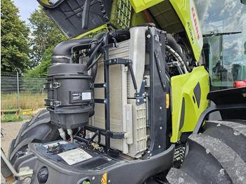Tracteur agricole CLAAS Axion 810 CMATIC: photos 4