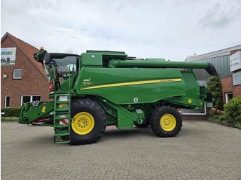 Moissonneuse-batteuse JOHN DEERE T660