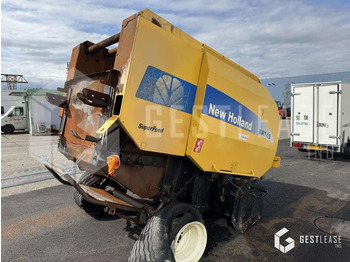 Crédit-bail de New Holland BR740 New Holland BR740: photos 3