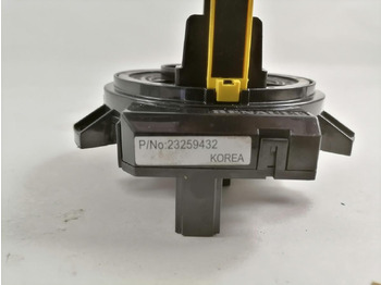 Commande de gouvernail pour Camion Renault Steering cable 7423259432: photos 4